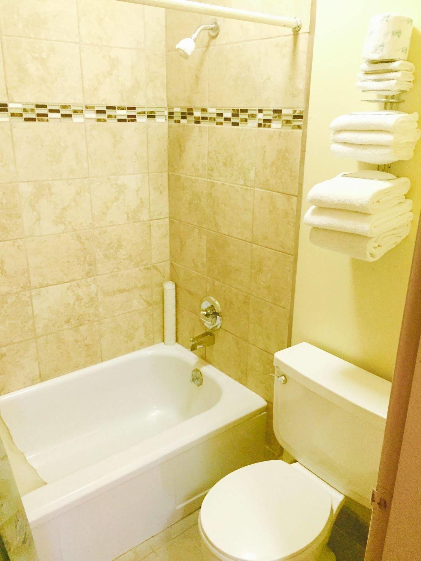Travelers Inn Motel Сейлем Екстер'єр фото