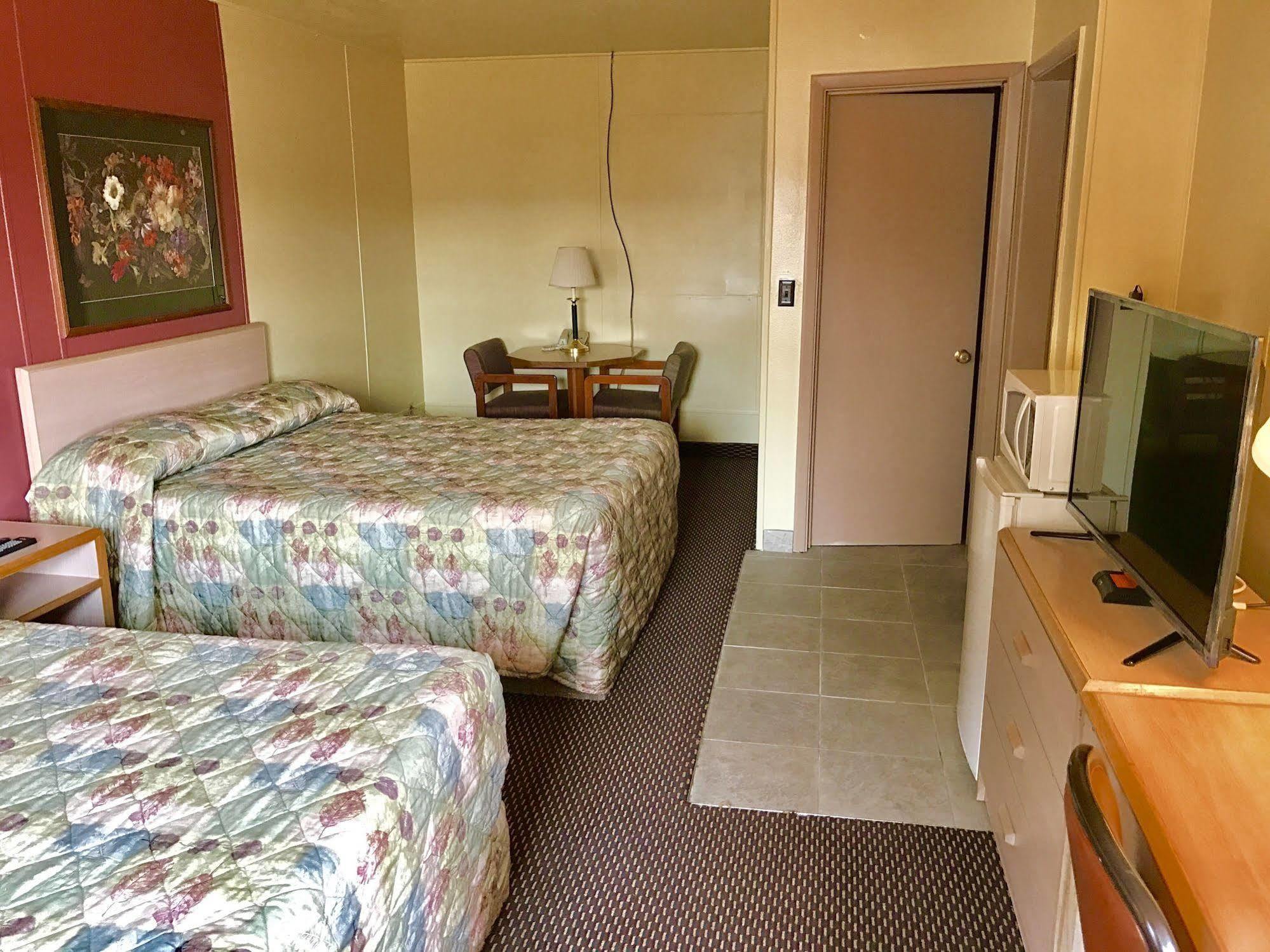 Travelers Inn Motel Сейлем Екстер'єр фото