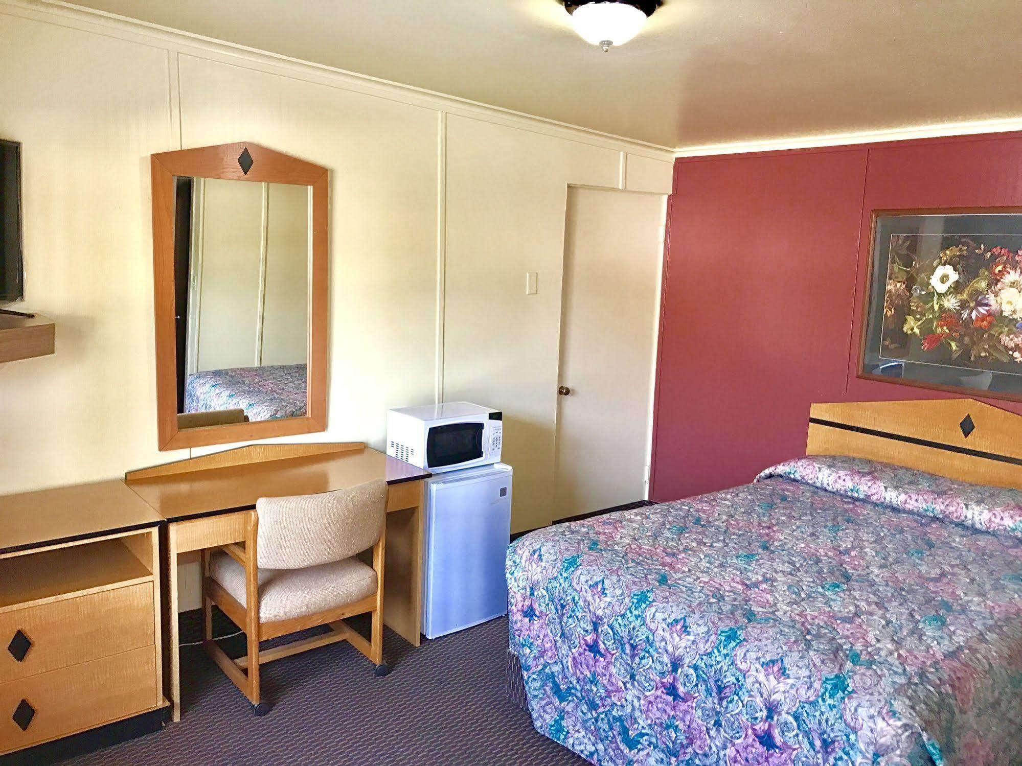 Travelers Inn Motel Сейлем Екстер'єр фото